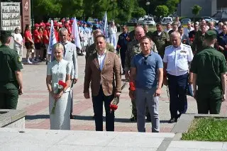 Автопробег в память о добровольцах: Единая Россия завершила маршрут