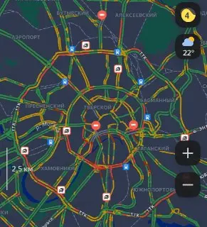 Перекрытия дорог в центре Москвы: что нужно знать водителям