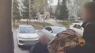 В Митино задержаны пособники мошенников, обманувшие молодого человека