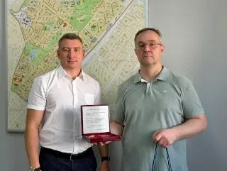 В Лосиноостровском районе вручили медаль к 85-летию Битвы за Москву