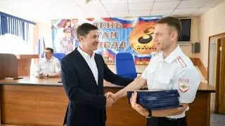 В Люберцах отметили 90-летие ГАИ и вручили жилье сотрудникам
