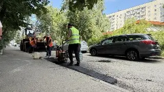 В Дзержинском завершен ямочный ремонт более 350 ям во дворах