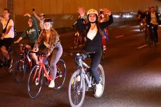 Ночной велофестиваль в Москве: увлекательная велопрогулка 4 июля