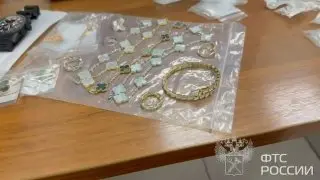 В Шереметьево задержан пассажир с ювелирными изделиями на 3,5 млн рублей