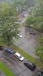Люберцы затопило: улицы и дворы под водой после ливня