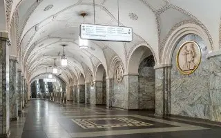 Закрытие станции ‘Парк культуры’ в часы пик: что нужно знать