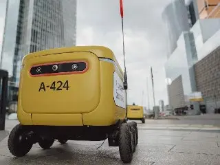 Роботы-курьеры Яндекса теперь доставляют в 51 районе Москвы