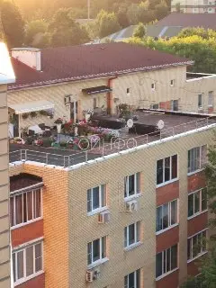 Жители Звенигорода страдают от протечек из-за крыши с барбекю