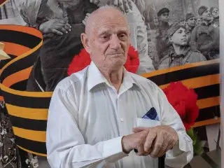 Ветеран Великой Отечественной Илья Сударчиков отмечает 101 год