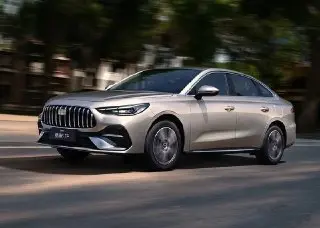 Geely представила гибрид Galaxy Starshine 6 EM с уникальным двигателем