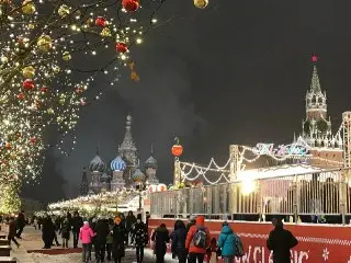 Новогодние каникулы 2027 года сократятся до 11 дней