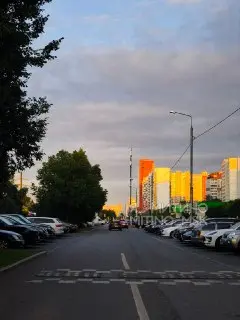 Москва пережила самый жаркий день года с температурой +30,6°C