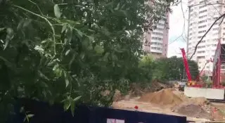 Строительство ФОКа на улице Москворечье продолжается активными темпами